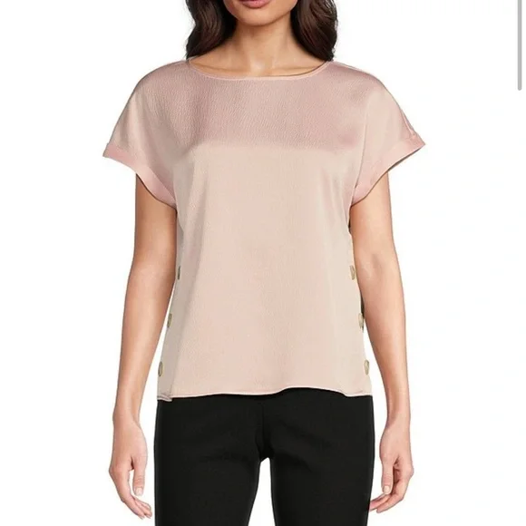 JONES NEW YORK Hammered Satin Crew Neck Short Sleeve Side Button Blouse - Picture 1 of 13